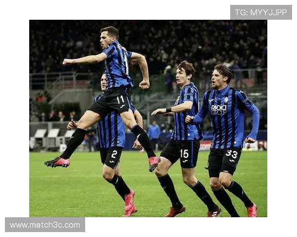 聚焦本赛季球队排名变化与争冠格局深度解析及未来走势全面观察报告 聚焦本赛季球队排名变化与争冠格局深度解析及未来走势全面观察报告