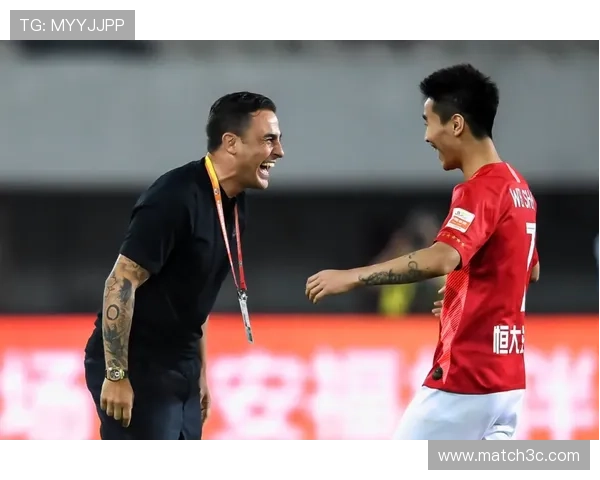 砥砺前行国足再启世界杯荣耀征程全民期待梦想绽放时刻五年拼搏铸辉煌 - 副本 - 副本