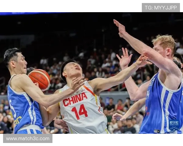 篮球世界杯激战正酣多国明星球员上演精彩对决风采尽显